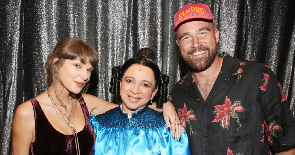 Taylor Swift and Travis Kelce Enjoy Broadway Date Night Taylor Swift and Travis Kelce Enjoy Broadway Date Night
