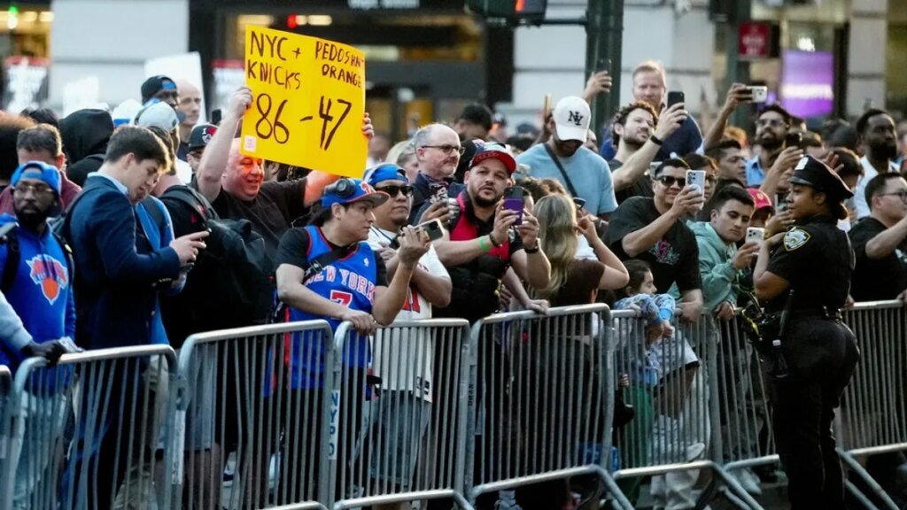 Teen in coma after attack outside MSG after Game 4 Teen in coma after attack outside MSG after Game 4