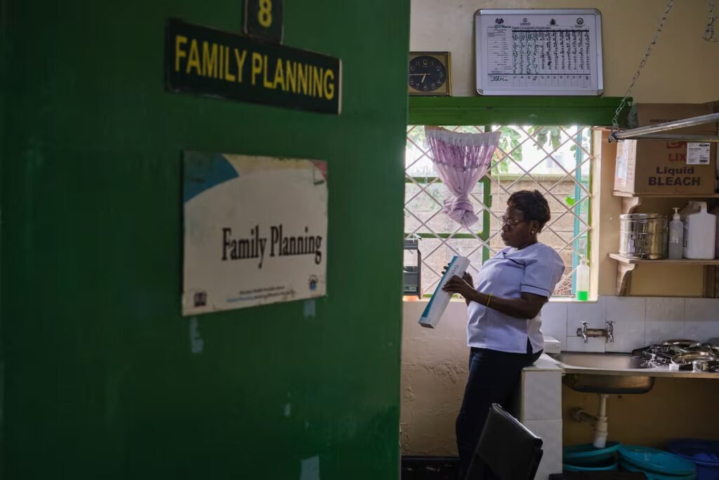 The Trump‑blocked contraceptives that never reached Kenya: “I am not ready to have another baby” | International The Trump‑blocked contraceptives that never reached Kenya: “I am not ready to have another baby” | International