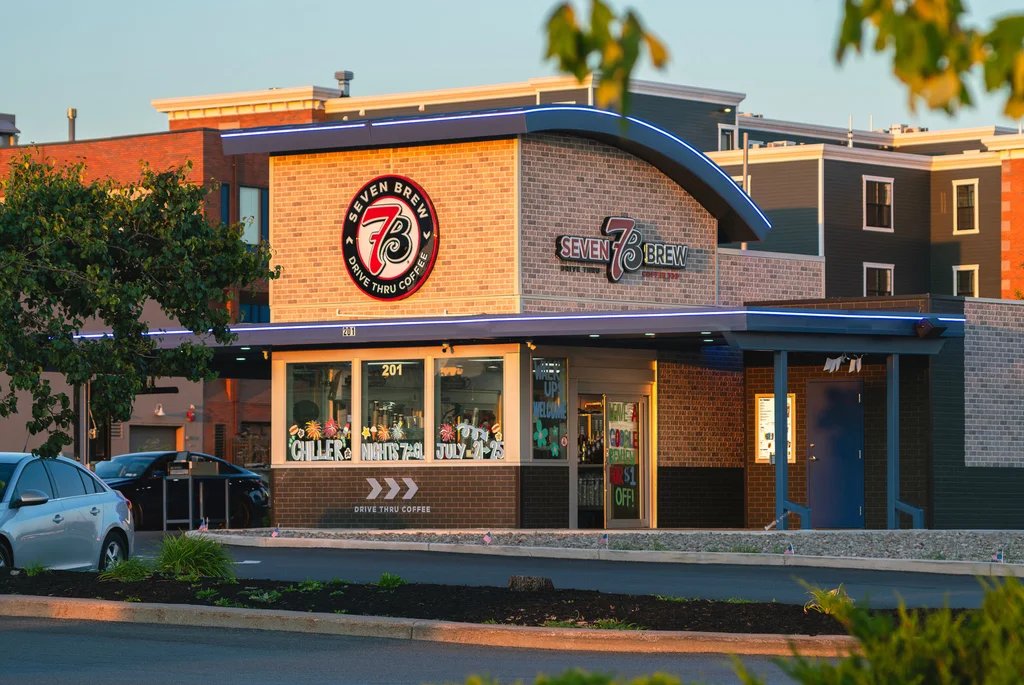 This Starbucks competitor is the fastest-growing brand in America, says Yelp This Starbucks competitor is the fastest-growing brand in America, says Yelp