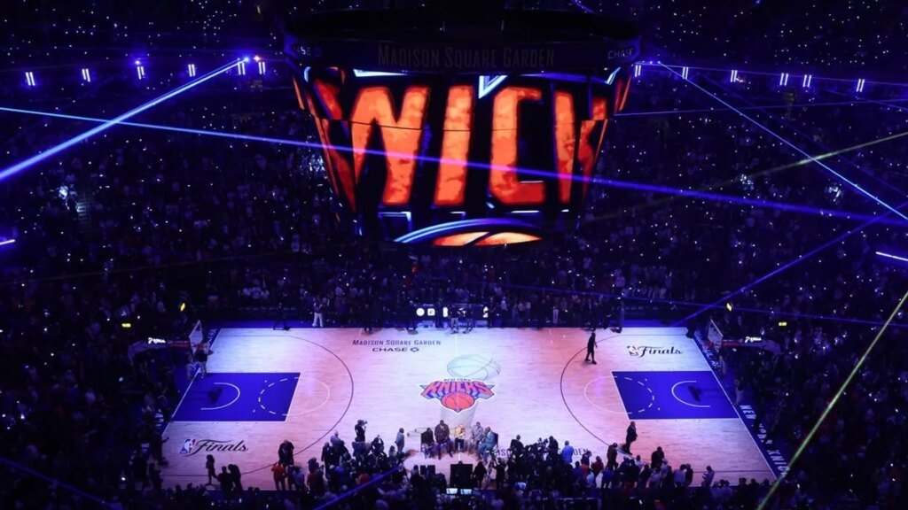 Ticket prices for Game 4 of NBA Finals at MSG plummet 70% Ticket prices for Game 4 of NBA Finals at MSG plummet 70%