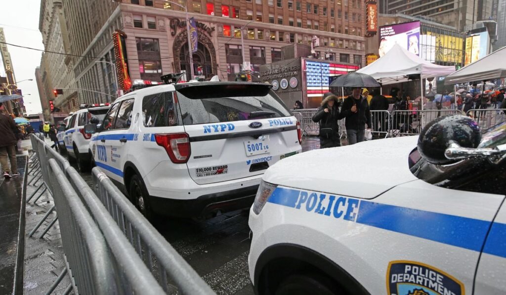 Times Square gunfire sends bystanders scrambling to safety