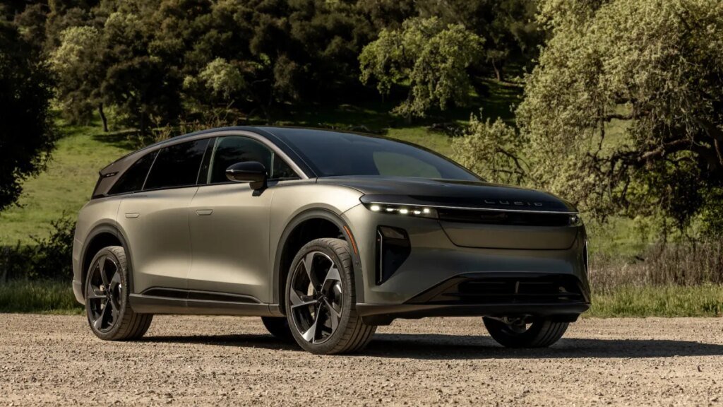 Top Lucid Motors executive departs amid new CEO’s leadership shakeup Top Lucid Motors executive departs amid new CEO's leadership shakeup