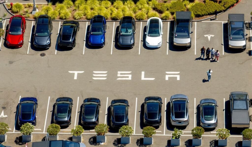 Top auto regulator opens special probe after a Tesla slams into a Texas home, killing a 76-year-old Top auto regulator opens special probe after a Tesla slams into a Texas home, killing a 76-year-old