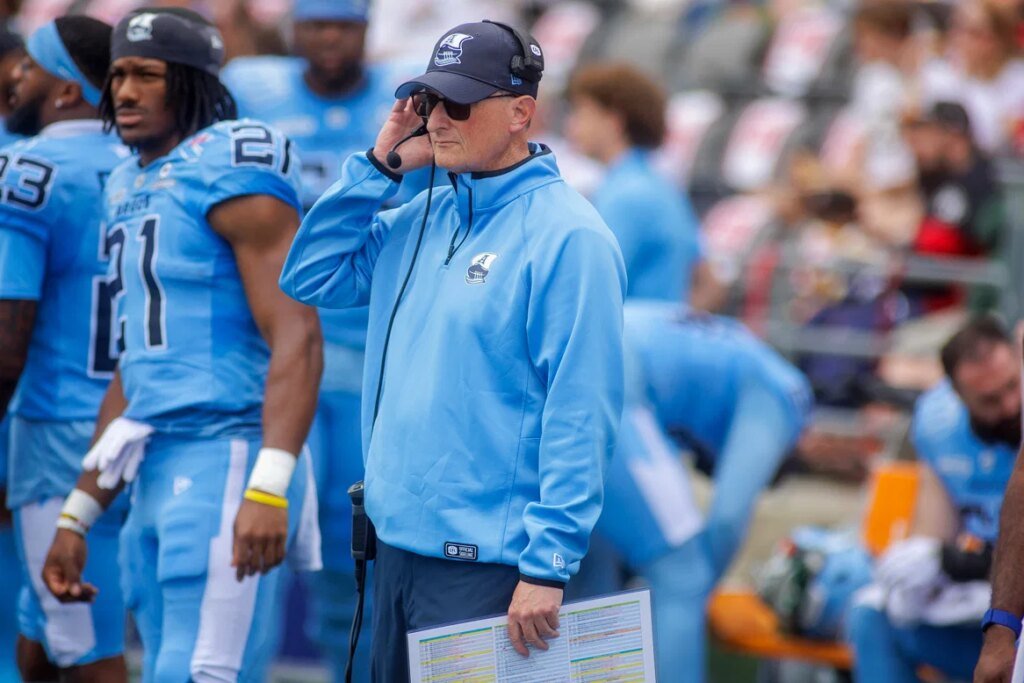 Toronto Argonauts get one up on Ryan Dinwiddie (& seven other thoughts) Toronto Argonauts get one up on Ryan Dinwiddie (& seven other thoughts)