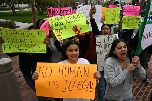 Trabajadores mexicanos en EU mejoran su nivel de estudios Trabajadores mexicanos en EU mejoran su nivel de estudios