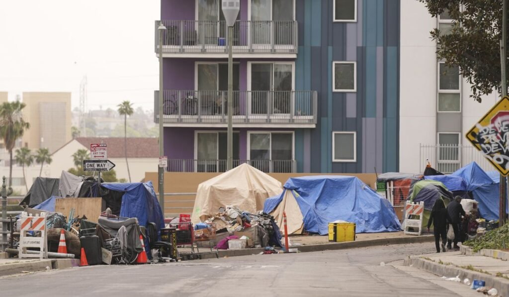 Trump administration blocks federal homelessness funds in Los Angeles Trump administration blocks federal homelessness funds in Los Angeles