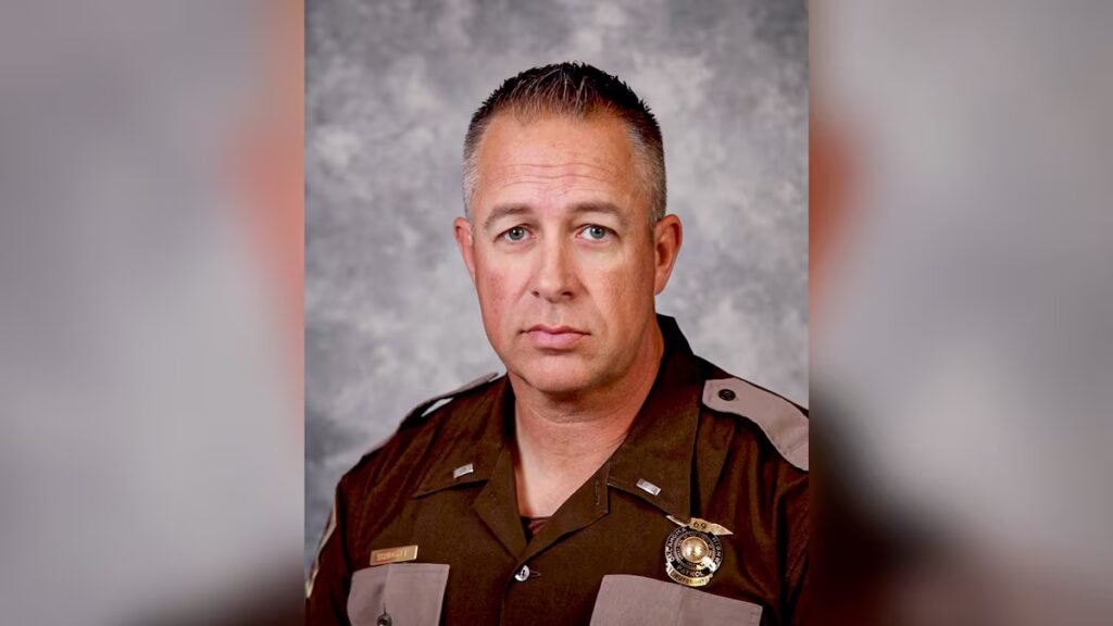 Trump names Lance Schroyer, a former Oklahoma state trooper, as new ICE director | U.S.