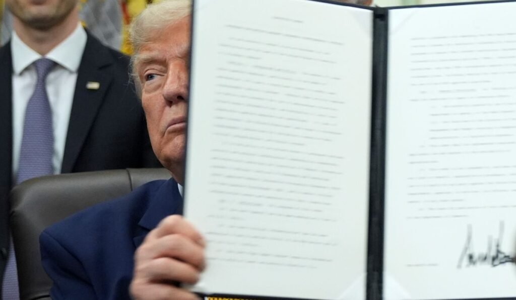 Trump orders government to build powerful quantum computer
