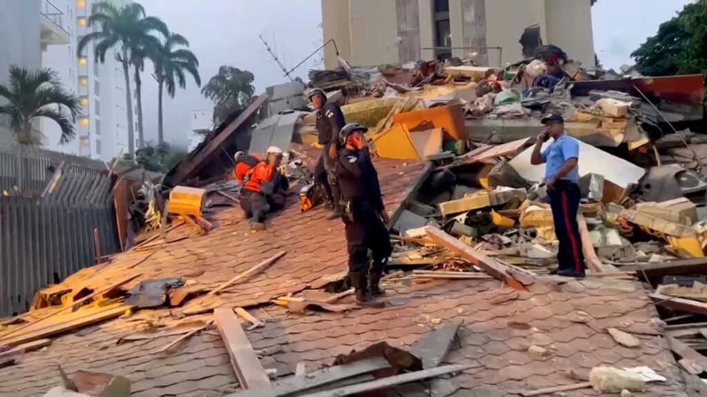 Two powerful earthquakes of magnitude 7.2 and 7.5 struck northern Venezuela on Wednesday afternoon, hitting Caracas | International