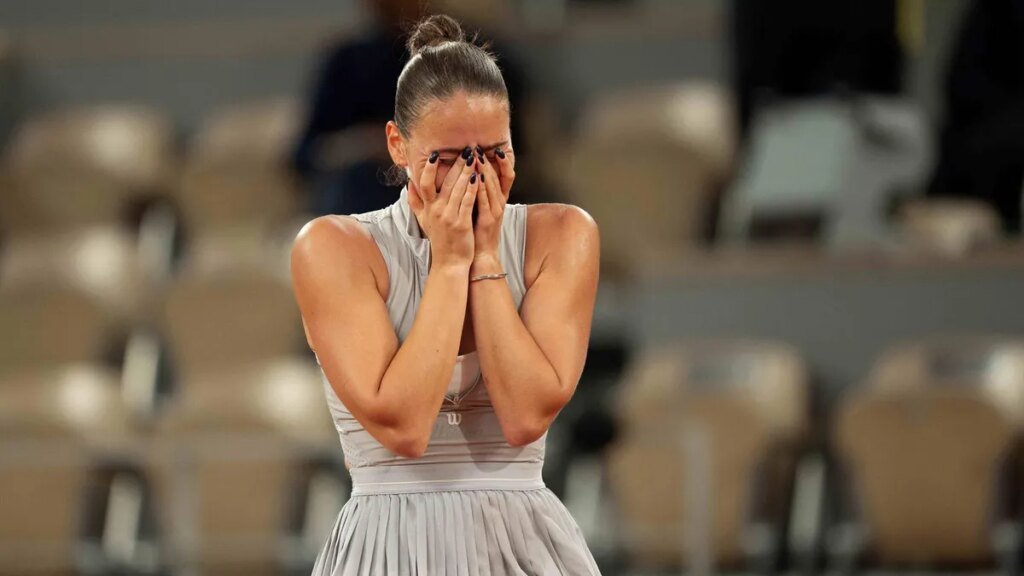 Ukraine's Marta Kostyuk, Russian Mirra Andreeva to meet in French semis