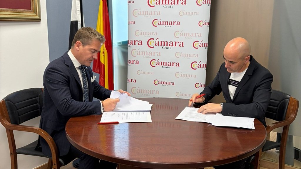 Var Group y la Cámara de Comercio de Ceuta firman un acuerdo estratégico Var Group y la Cámara de Comercio de Ceuta firman un acuerdo estratégico
