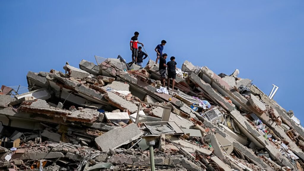 Venezuela earthquakes: Thousands injured, missing, without food or water. Here are 4 ways you can help right now