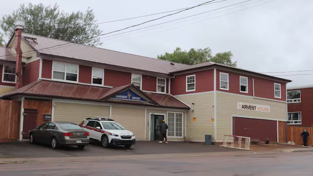 ‘We’ve never seen a spike like this’: Veterinary tranquillizer suspected in Moncton overdose surge 'We’ve never seen a spike like this': Veterinary tranquillizer suspected in Moncton overdose surge