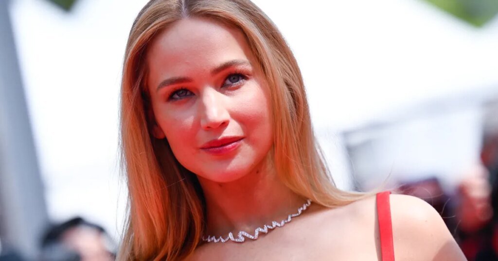 13 Fashion Finds to Nail Jennifer Lawrence's Red-Orange Style