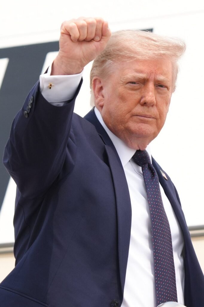 CP NewsAlert: Trump threatens increased tariffs on Canada over wildfire smoke CP NewsAlert: Trump threatens increased tariffs on Canada over wildfire smoke