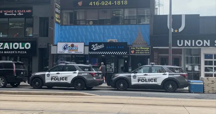 2 Jewish-owned Toronto bakeries vandalized, shots fired at 1 – Toronto 2 Jewish-owned Toronto bakeries vandalized, shots fired at 1 - Toronto