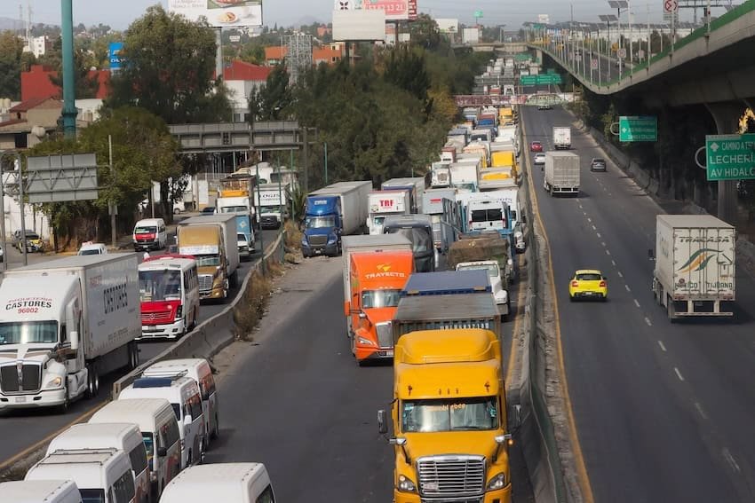 95.5 km bypass will improve traffic flow on Hwy 57 near Querétaro 95.5 km bypass will improve traffic flow on Hwy 57 near Querétaro