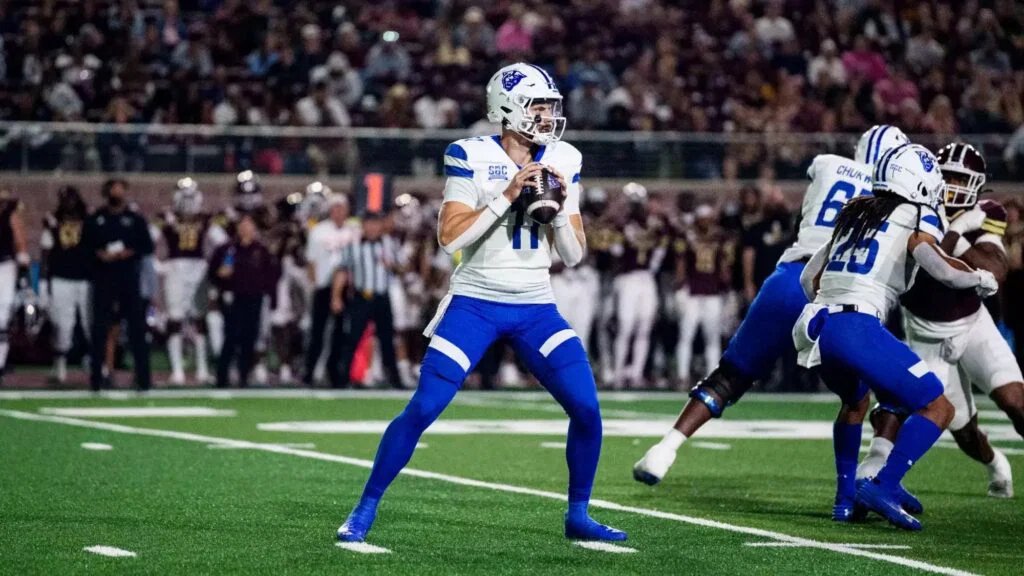 Alberta Golden Bears sign former NCAA quarterback Christian Veilleux Alberta Golden Bears sign former NCAA quarterback Christian Veilleux