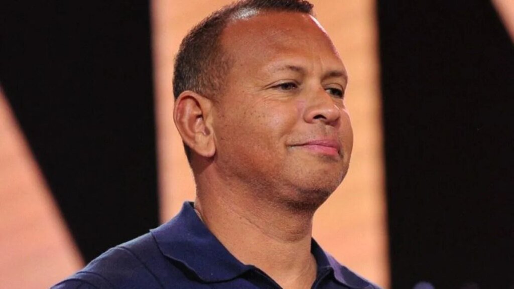 Alex Rodriguez & New GF Skip The Formalities