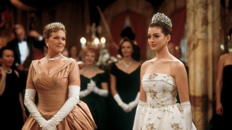 Anne Hathaway Shares Update On The Princess Diaries 3 Anne Hathaway Shares Update On The Princess Diaries 3
