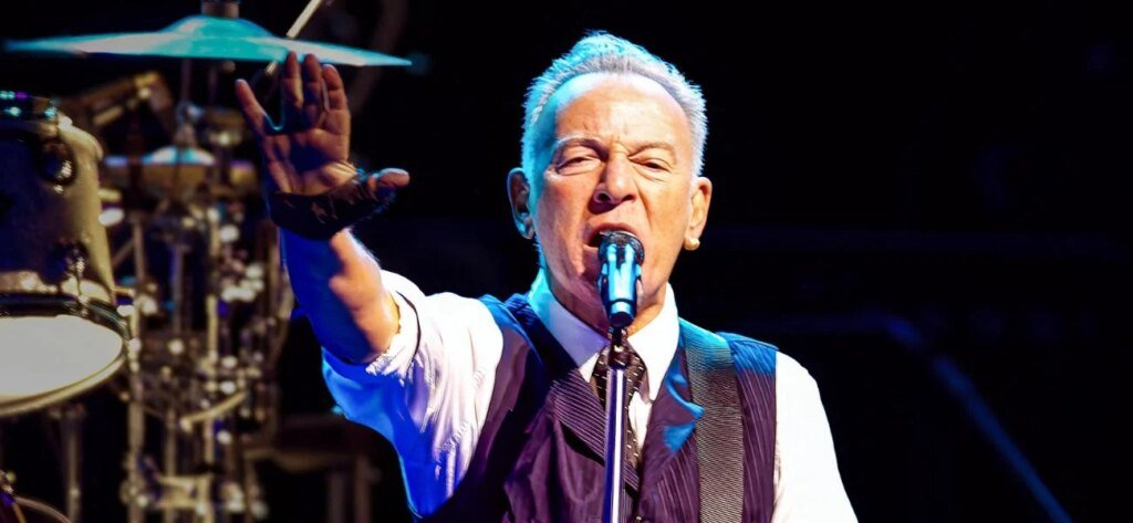 Another Rock Legend Turns Against Bruce Springsteen Another Rock Legend Turns Against Bruce Springsteen