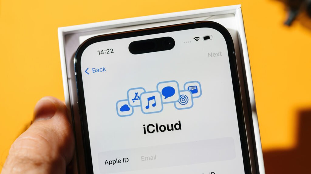 Apple Has Reportedly Fixed Its Hide My Email Vulnerability Apple Has Reportedly Fixed Its Hide My Email Vulnerability