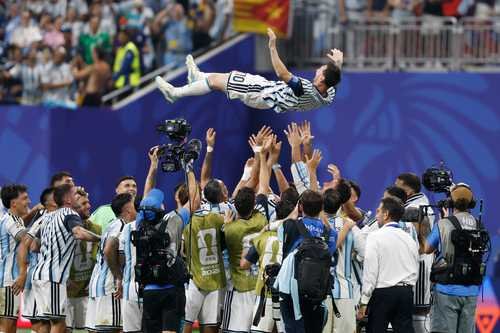 Argentina y Egipto, luz y oscuridad; una remontada manchada por el arbitraje Argentina y Egipto, luz y oscuridad; una remontada manchada por el arbitraje