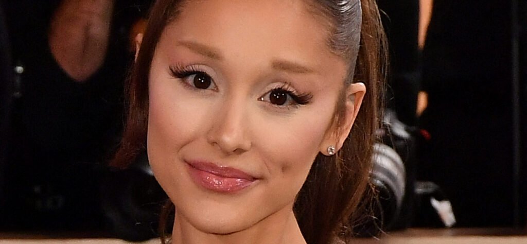 Ariana Grande Fans Say They Lost $1,000s After Concert Shakeup