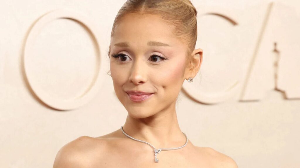 Ariana Grande Sues Hackers Over Alleged Music Leak