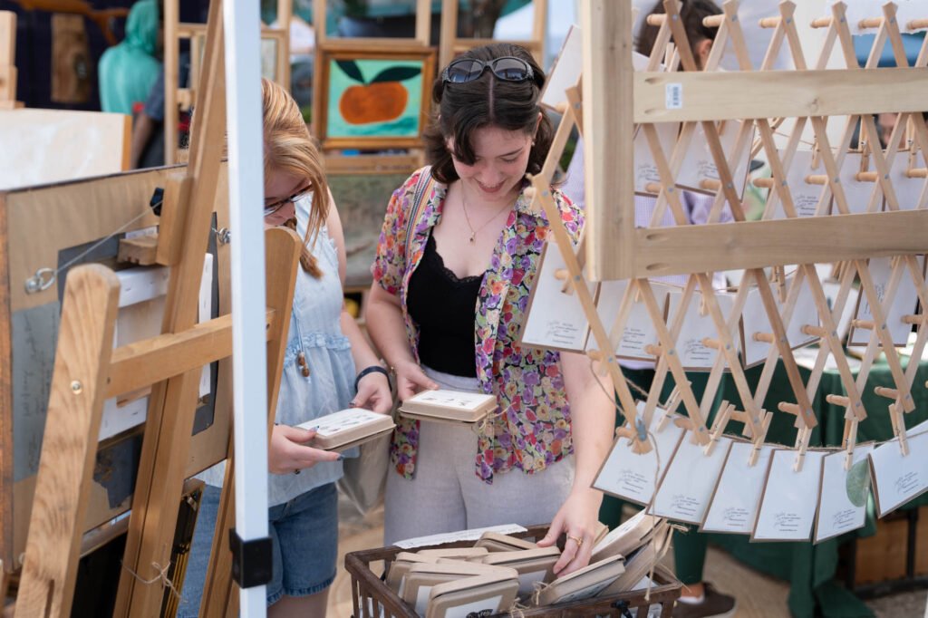 Baton Rouge Arts Market ofrece a los vendedores y a los invitados la oportunidad de conectarse – Celebrity Land Baton Rouge Arts Market ofrece a los vendedores y a los invitados la oportunidad de conectarse – Celebrity Land