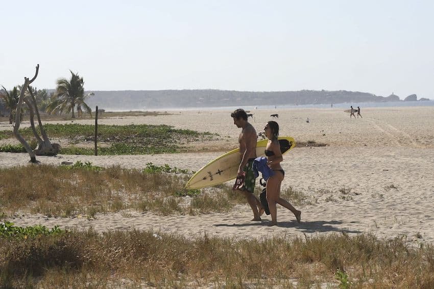 Beaches in 2 popular destinations deemed unsafe for swimming Beaches in 2 popular destinations deemed unsafe for swimming