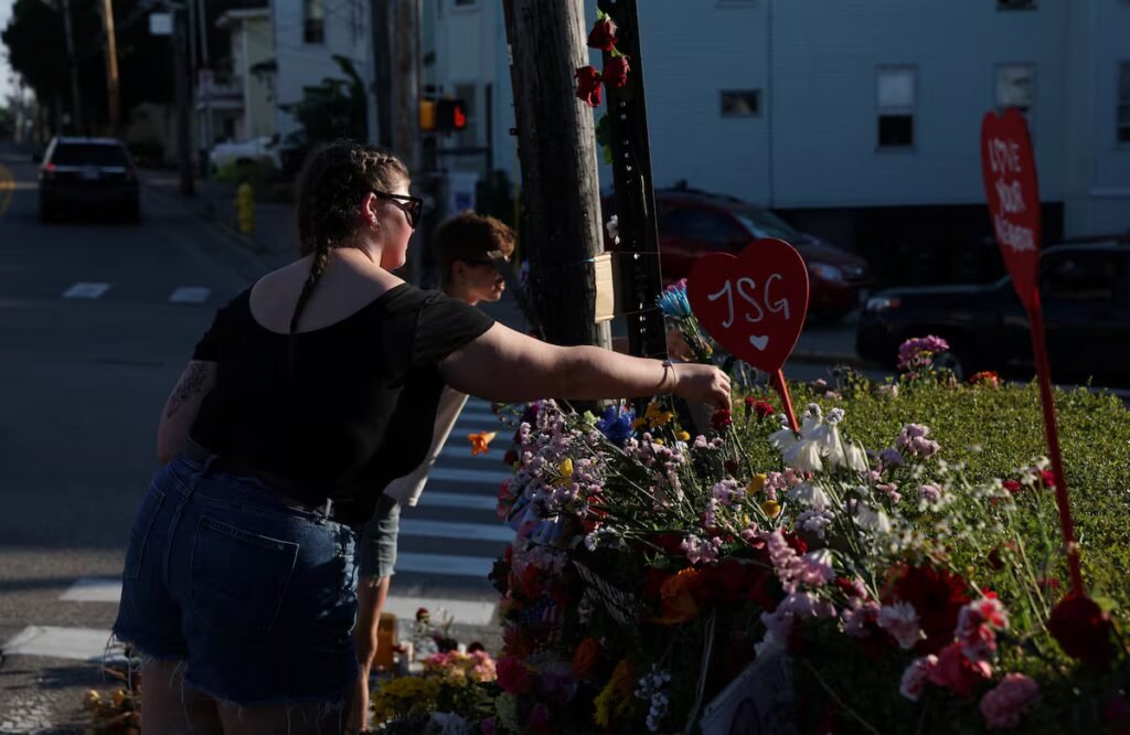Biddeford mourns as ICE leaves its mark on yet another US city | U.S. Biddeford mourns as ICE leaves its mark on yet another US city | U.S.