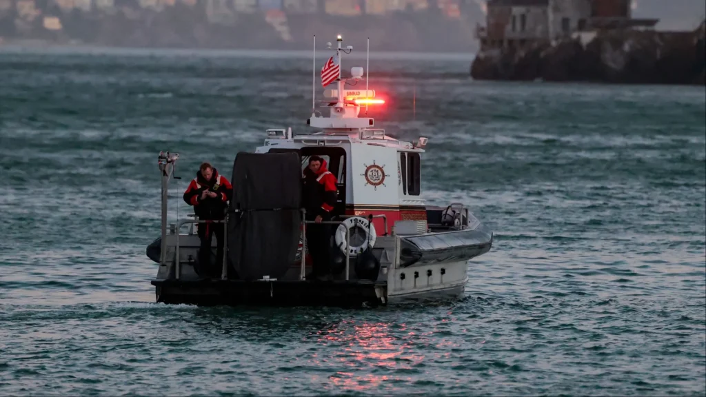 Boat Capsizes Near Alcatraz On The Way To Memorial Service Boat Capsizes Near Alcatraz On The Way To Memorial Service