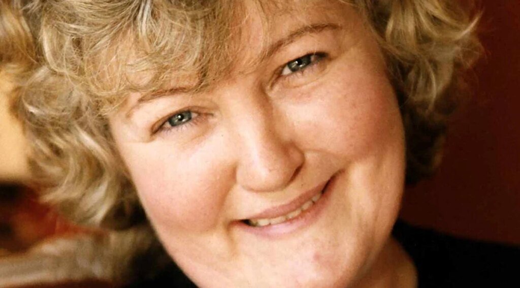 Brenda Fricker, Beloved ‘Home Alone 2’ Pigeon Lady, Dies At 81 Brenda Fricker, Beloved 'Home Alone 2' Pigeon Lady, Dies At 81