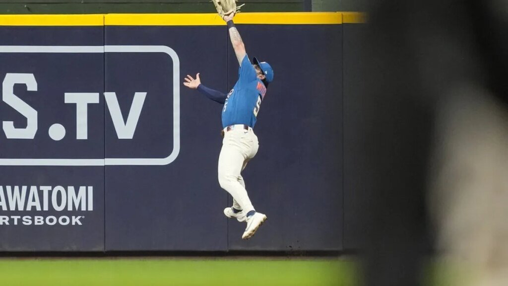 Brewers bid to make another defensive stand vs. Marlins Brewers bid to make another defensive stand vs. Marlins