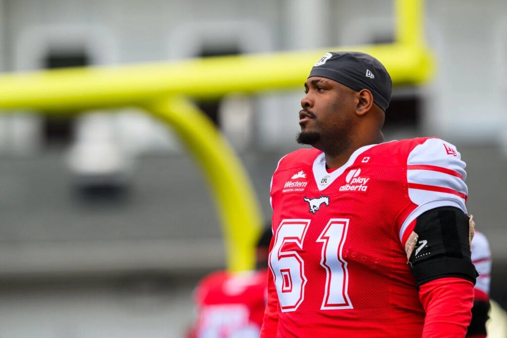 Calgary Stampeders bench William Barnes against Argonauts Calgary Stampeders bench William Barnes against Argonauts