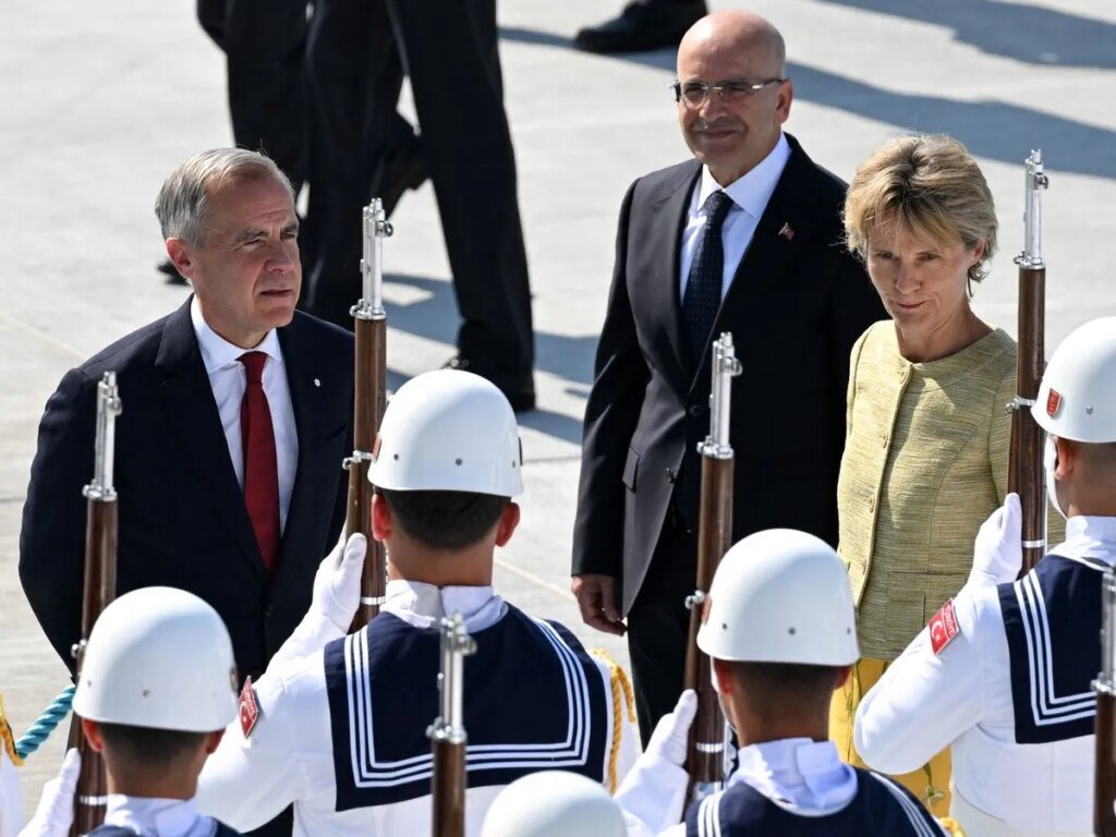 Carney welcomes other 'possibilities' with South Korea at NATO summit after passing on submarine bid