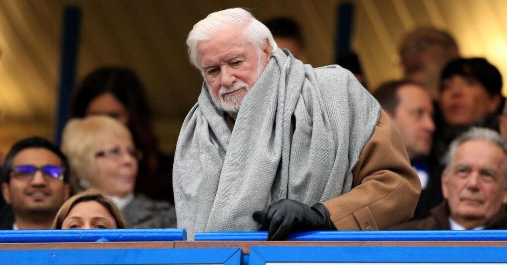 Chelsea pay tribute as former owner Bates dies aged 94 Chelsea pay tribute as former owner Bates dies aged 94
