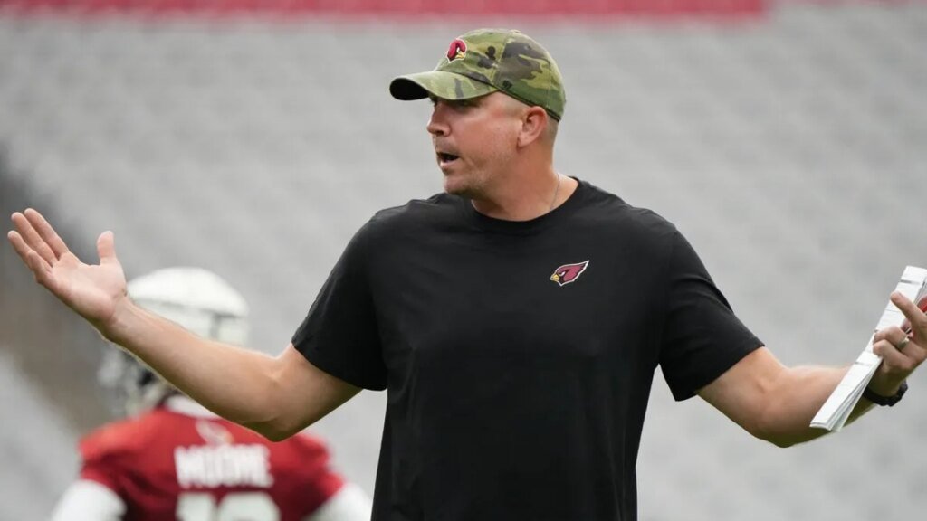 Commanders fire TEs coach Ben Steele after DWI arrest