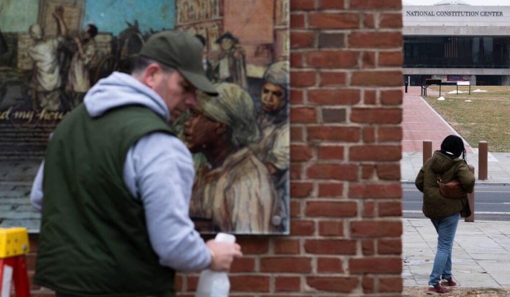 Court says the U.S. can install historical panels at the site of Washington’s Philadelphia home Court says the U.S. can install historical panels at the site of Washington’s Philadelphia home