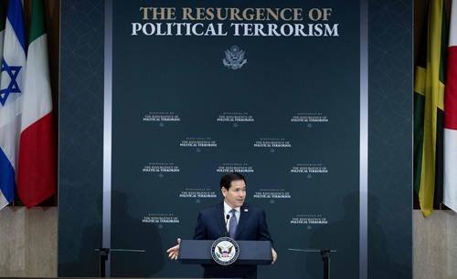 Cumbre en EU “era más política que de seguridad”, por eso no acudimos: Sheinbaum Cumbre en EU “era más política que de seguridad”, por eso no acudimos: Sheinbaum