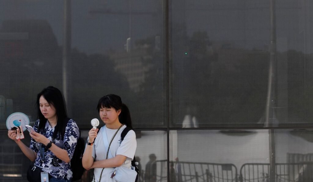 Dangerous heat wave is building, will bring oppressive temperatures to much of the United States