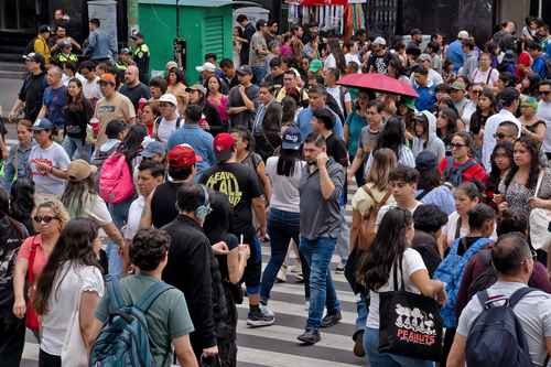 Declina la satisfacción con la vida en estratos de menos ingresos: Inegi Declina la satisfacción con la vida en estratos de menos ingresos: Inegi