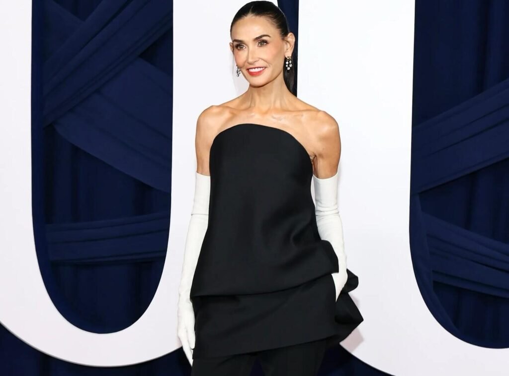 Demi Moore Goes Behind the Scenes With Balenciaga Before the Show Demi Moore Goes Behind the Scenes With Balenciaga Before the Show