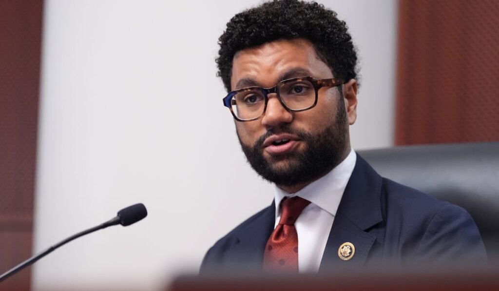 Democratic congressman asks the CFPB to investigate ‘rent now, pay later’ companies Democratic congressman asks the CFPB to investigate ‘rent now, pay later’ companies