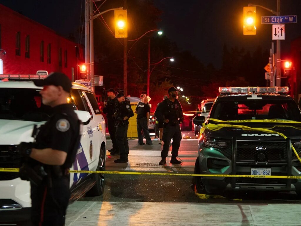 Deputy mayor urges police to release details on Toronto salsa shooting Deputy mayor urges police to release details on Toronto salsa shooting