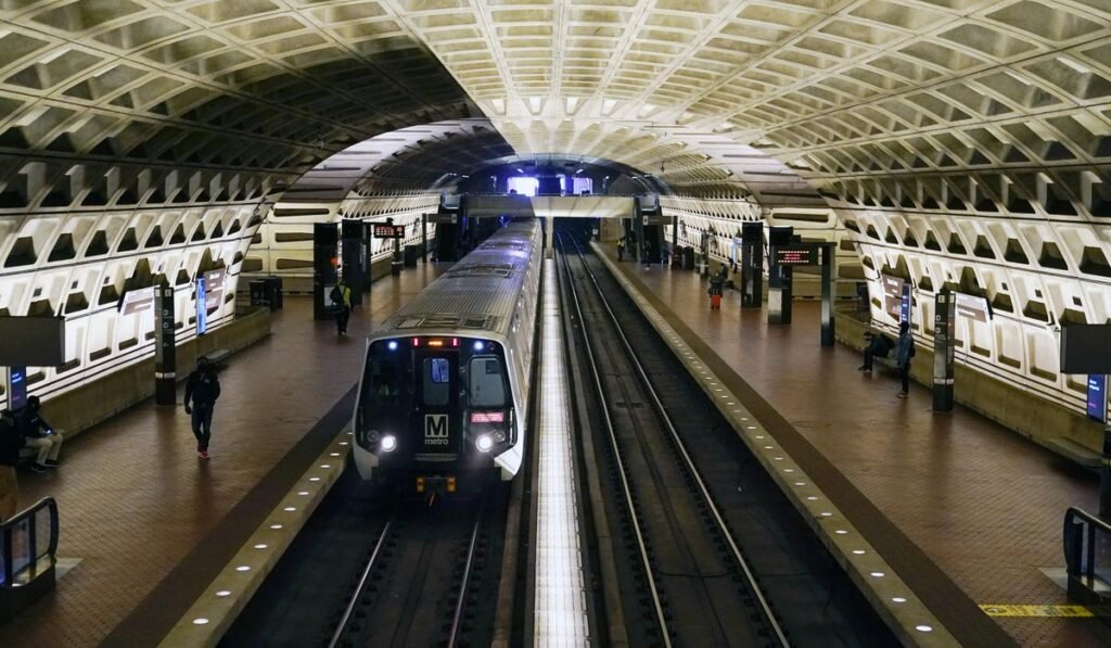 Doors, barriers coming to Metrorail’s Red Line platforms