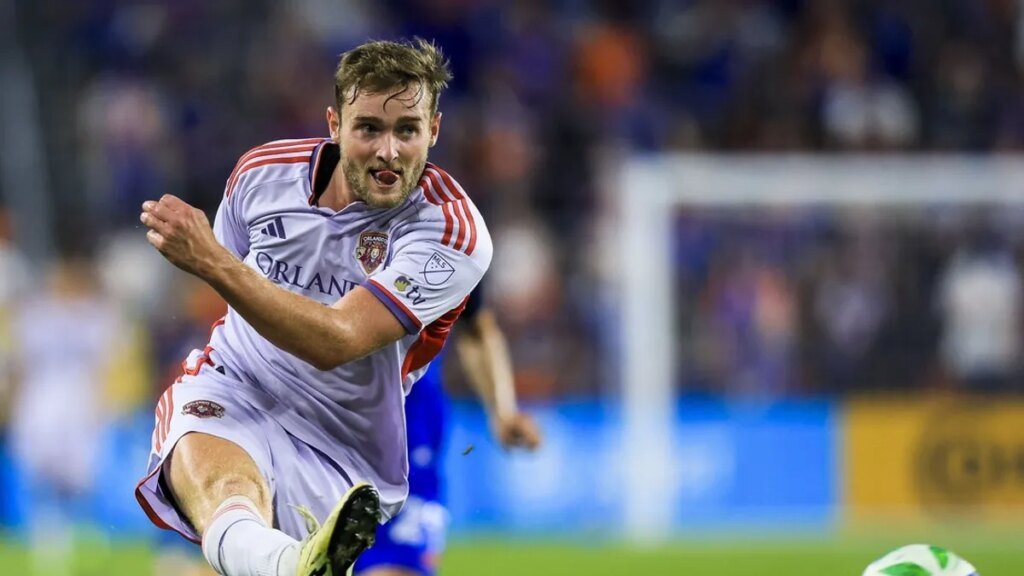 Dynamo acquire F Duncan McGuire from Orlando City Dynamo acquire F Duncan McGuire from Orlando City