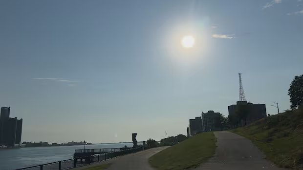 Extreme heat pushes Windsor-Essex closer to 19th-century record temperatures Extreme heat pushes Windsor-Essex closer to 19th-century record temperatures